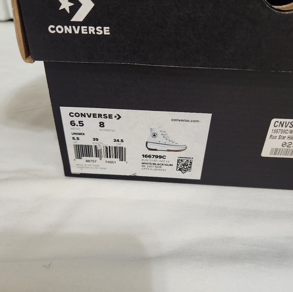 Run Star Hike Canvas Converse Platform W8 M6.5 White/Black/Gum NIB - Picture 7 of 7